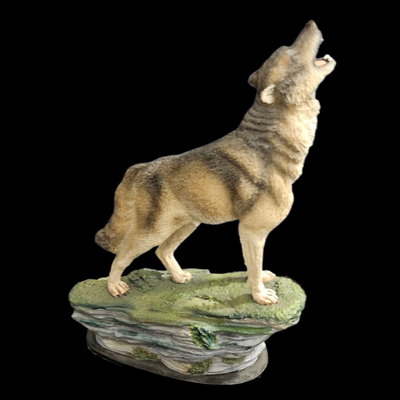 Cry of the Canyons Wolf Figurine 1994 Princeton Gallery Howling Wolf Resin Statu - Picture 3 of 6